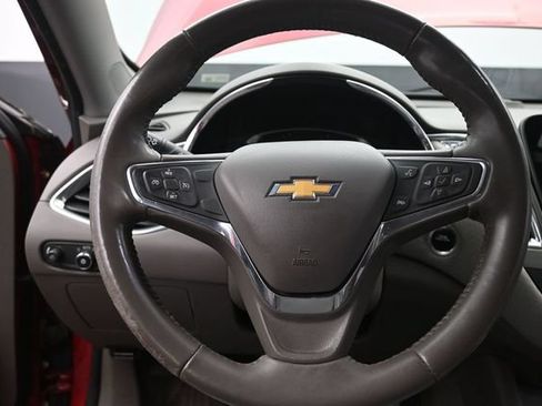 Used 2016 Chevrolet Malibu LT FWD image 27