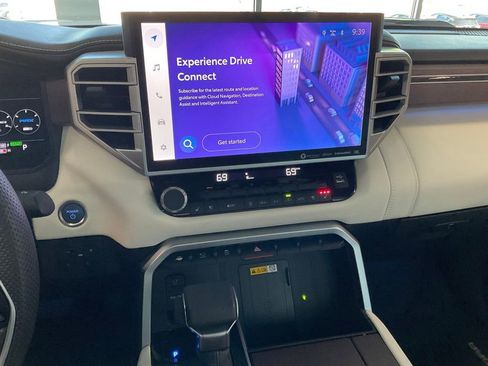 Used 2024 Toyota Tundra Capstone AWD/4WD image 16