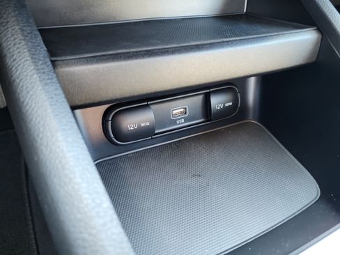 Certified 2023 Kia Forte LXS w/ LXS Technology Package FWD image 33
