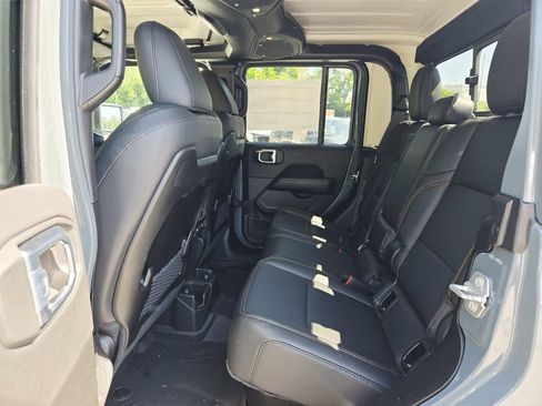 New 2026 Jeep Gladiator Mojave AWD/4WD image 16