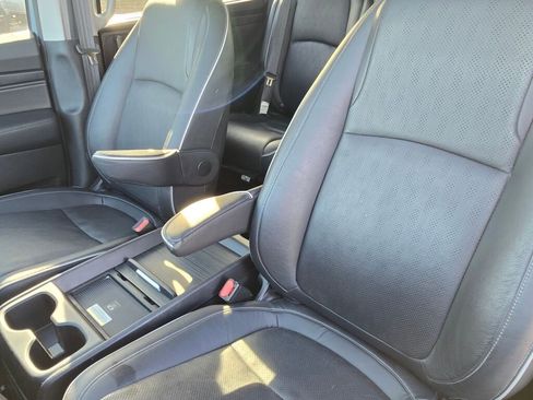 Used 2024 Honda Odyssey Elite image 21