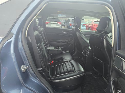 Used 2019 Ford Edge SEL w/ Equipment Group 201A image 16