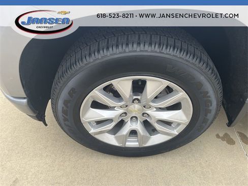 Used 2019 Chevrolet Silverado 1500 Custom w/ Infotainment Package image 32