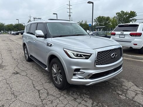 Used 2018 INFINITI QX80 4WD w/ All Season Package image 3