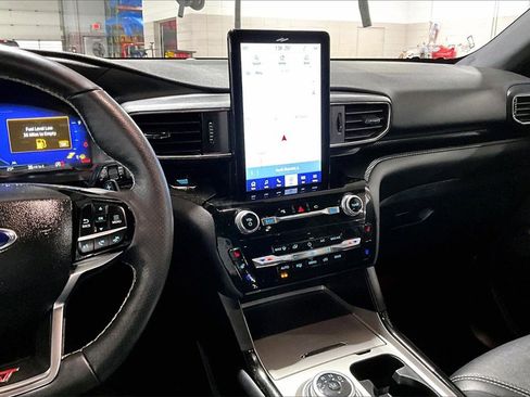 Certified 2022 Ford Explorer ST w/ Equipment Group 401A image 6