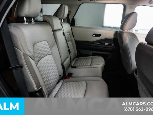 Used 2022 Nissan Pathfinder SV FWD image 21