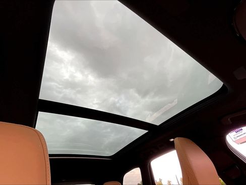 Used 2023 Volvo XC60 B5 Ultimate w/ Protection Package Premier image 26