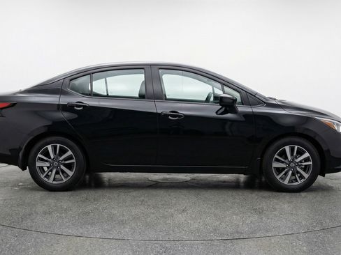 Used 2025 Nissan Versa SV FWD image 11