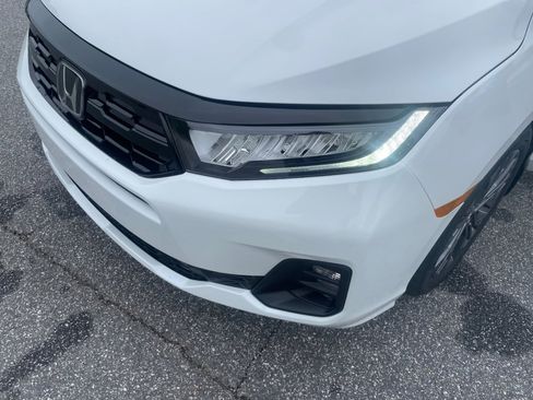 New 2026 Honda Odyssey Touring image 26