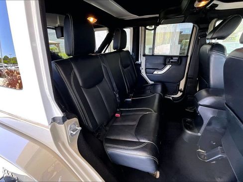 Used 2017 Jeep Wrangler Unlimited Sahara w/ Quick Order Package 24E Chief AWD/4WD image 25