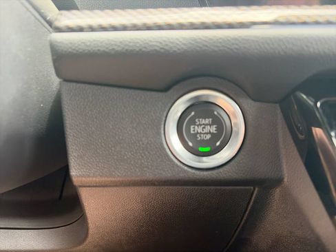 Used 2026 Chevrolet Traverse High Country FWD image 28