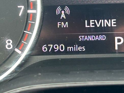 Used 2025 Nissan Pathfinder SV w/ Black Appearance Package image 31