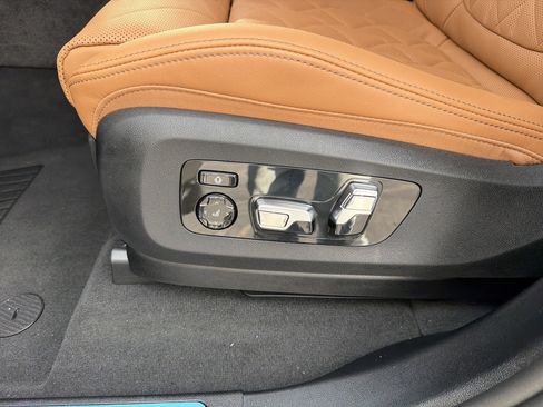 New 2026 BMW X5 sDrive40i image 21