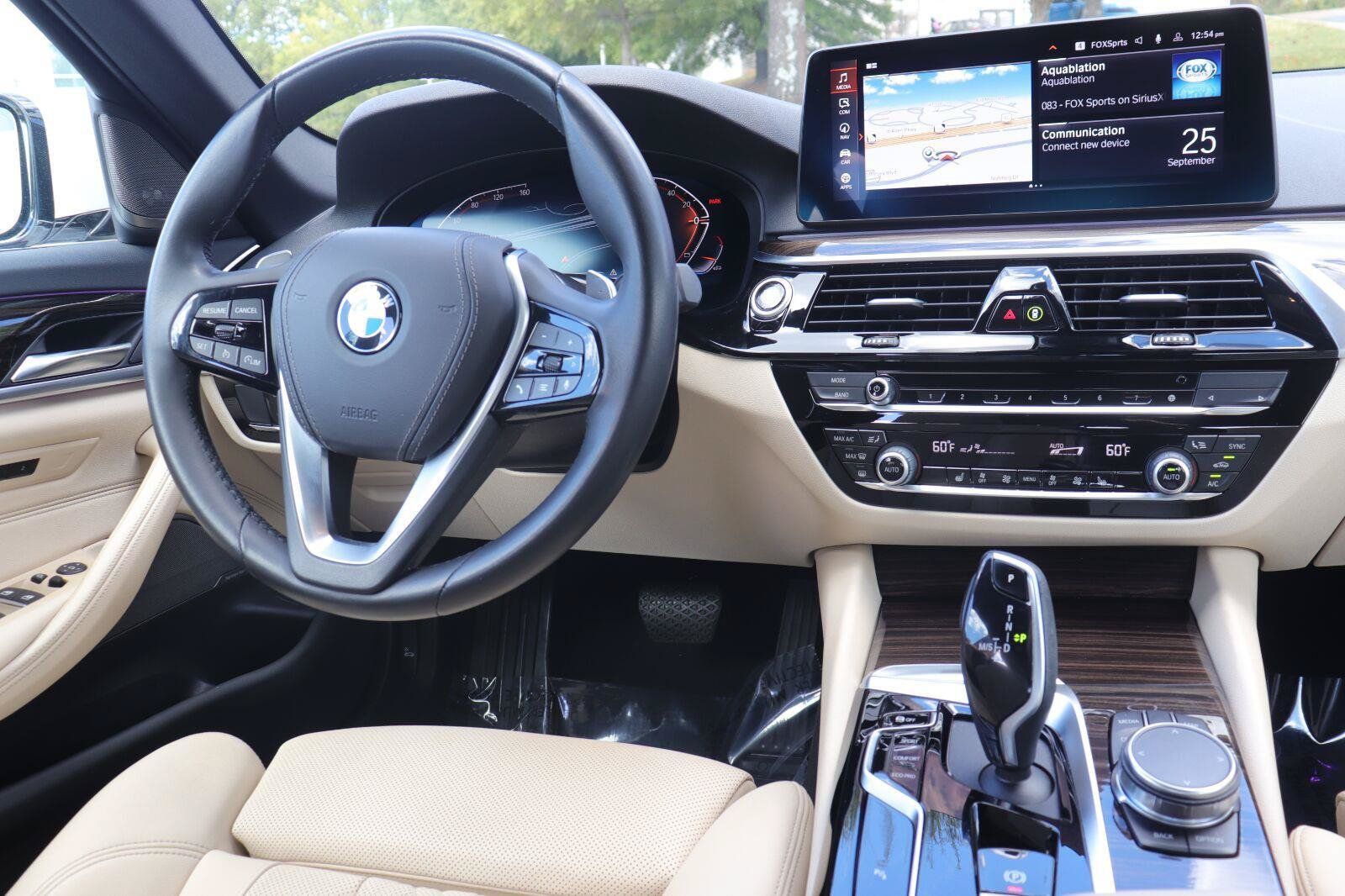 Used 2023 BMW 540i w/ Premium Package RWD image 26