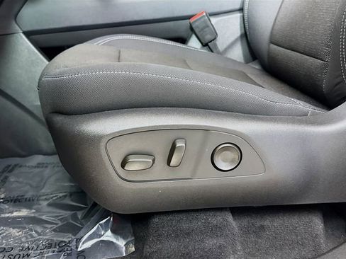 New 2026 Chevrolet Traverse LT w/ Driver Confidence Package image 20