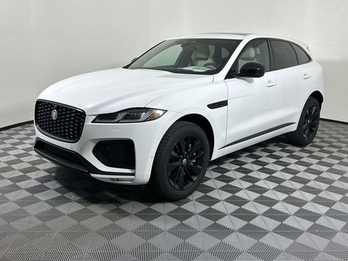 Used 2026 Jaguar F-PACE R-Dynamic S image 1