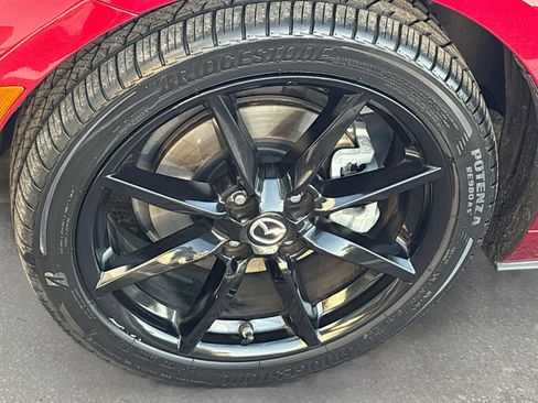 Used 2020 MAZDA MX-5 Miata Club image 19