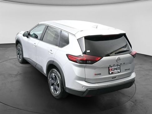 Used 2024 Nissan Rogue SV AWD/4WD image 54