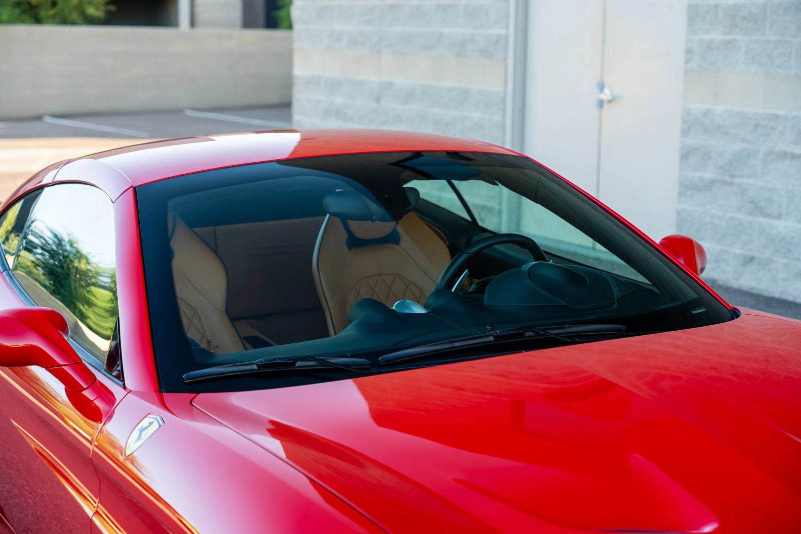 Used 2015 Ferrari California T RWD image 51