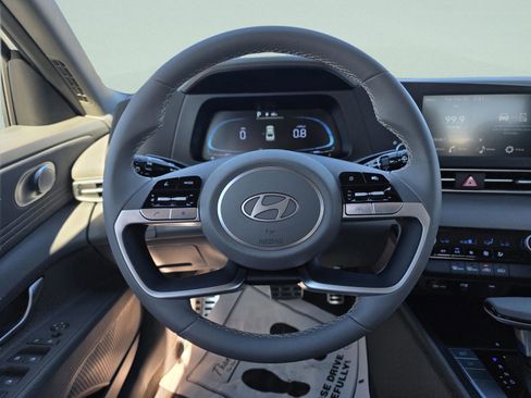 New 2026 Hyundai Elantra Sport image 11