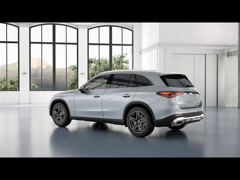 Certified 2026 Mercedes-Benz GLC 300 4MATIC image 25