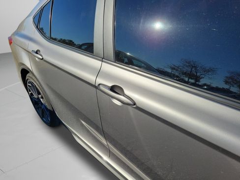 Used 2025 Toyota Camry SE image 15