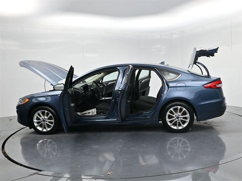 Used 2019 Ford Fusion SE image 54