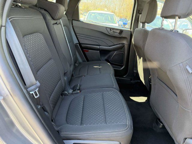 Used 2024 Ford Escape Active AWD/4WD image 11