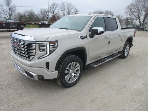 New 2026 GMC Sierra 1500 Denali image 11