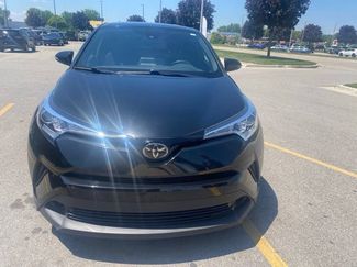 Used 2019 Toyota C-HR LE FWD video 2