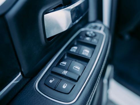 Used 2024 RAM 2500 Laramie w/ Safety Group image 16