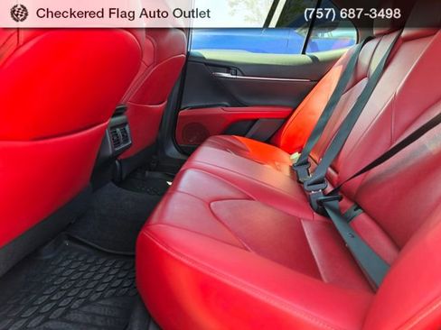 Used 2019 Toyota Camry XSE w/ Navigation Package FWD image 21