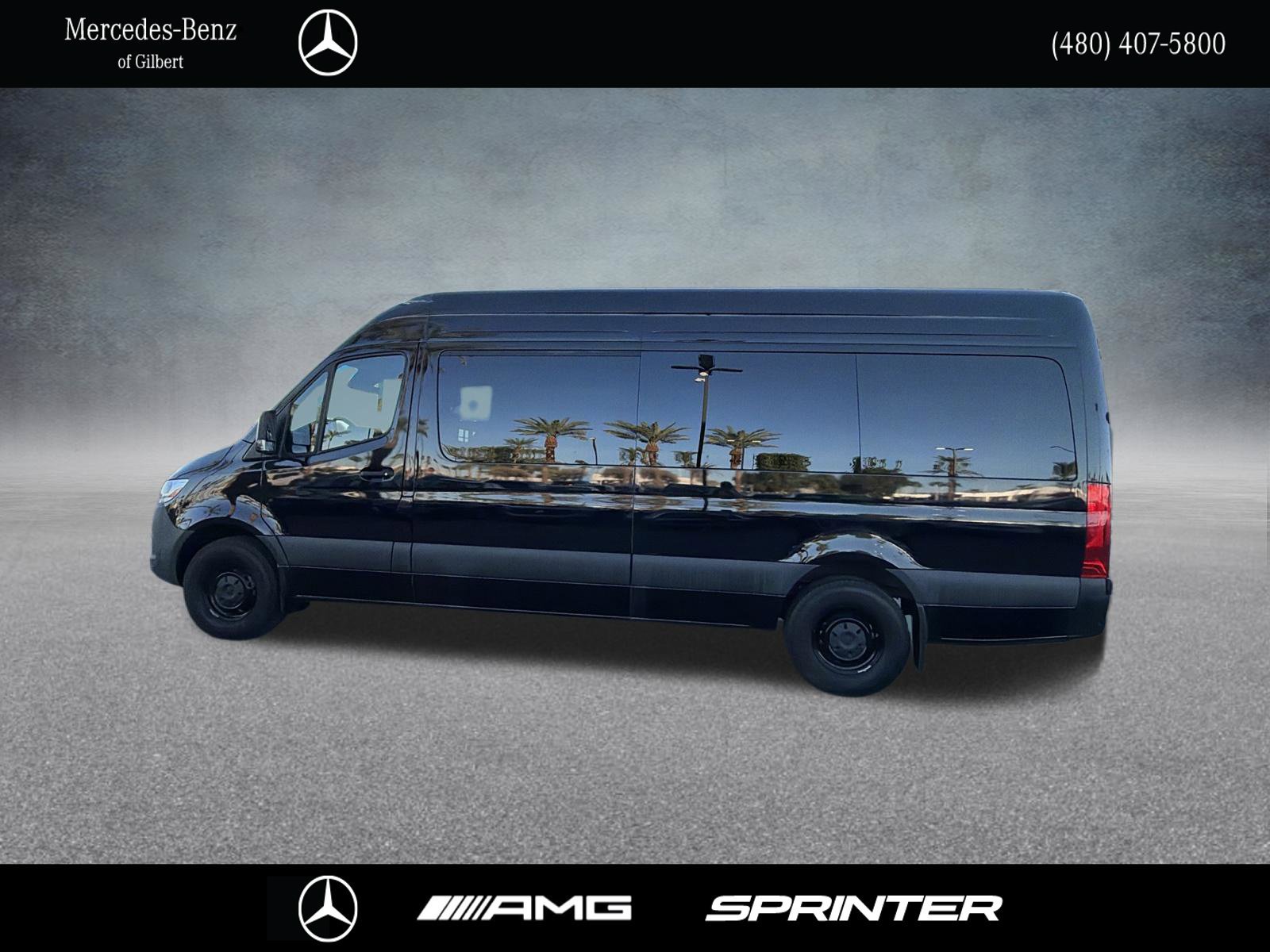 Used 2024 Mercedes-Benz Sprinter 2500 image 3