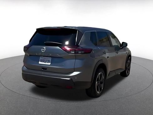 Used 2025 Nissan Rogue SV AWD/4WD image 12