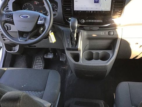 Used 2023 Ford Transit 350 XLT image 8