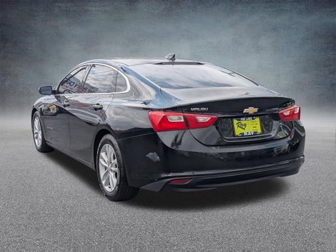 Used 2018 Chevrolet Malibu LT FWD image 5