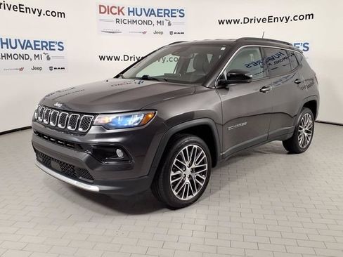 Used 2023 Jeep Compass Limited w/ Elite Group AWD/4WD image 1