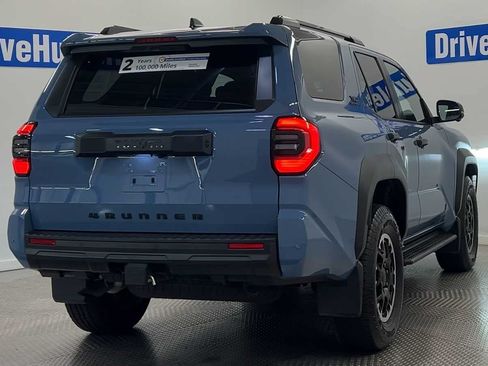 Used 2025 Toyota 4Runner TRD Off-Road Premium AWD/4WD image 7