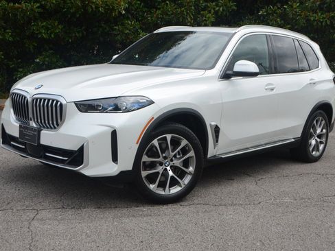 Used 2026 BMW X5 sDrive40i RWD image 11