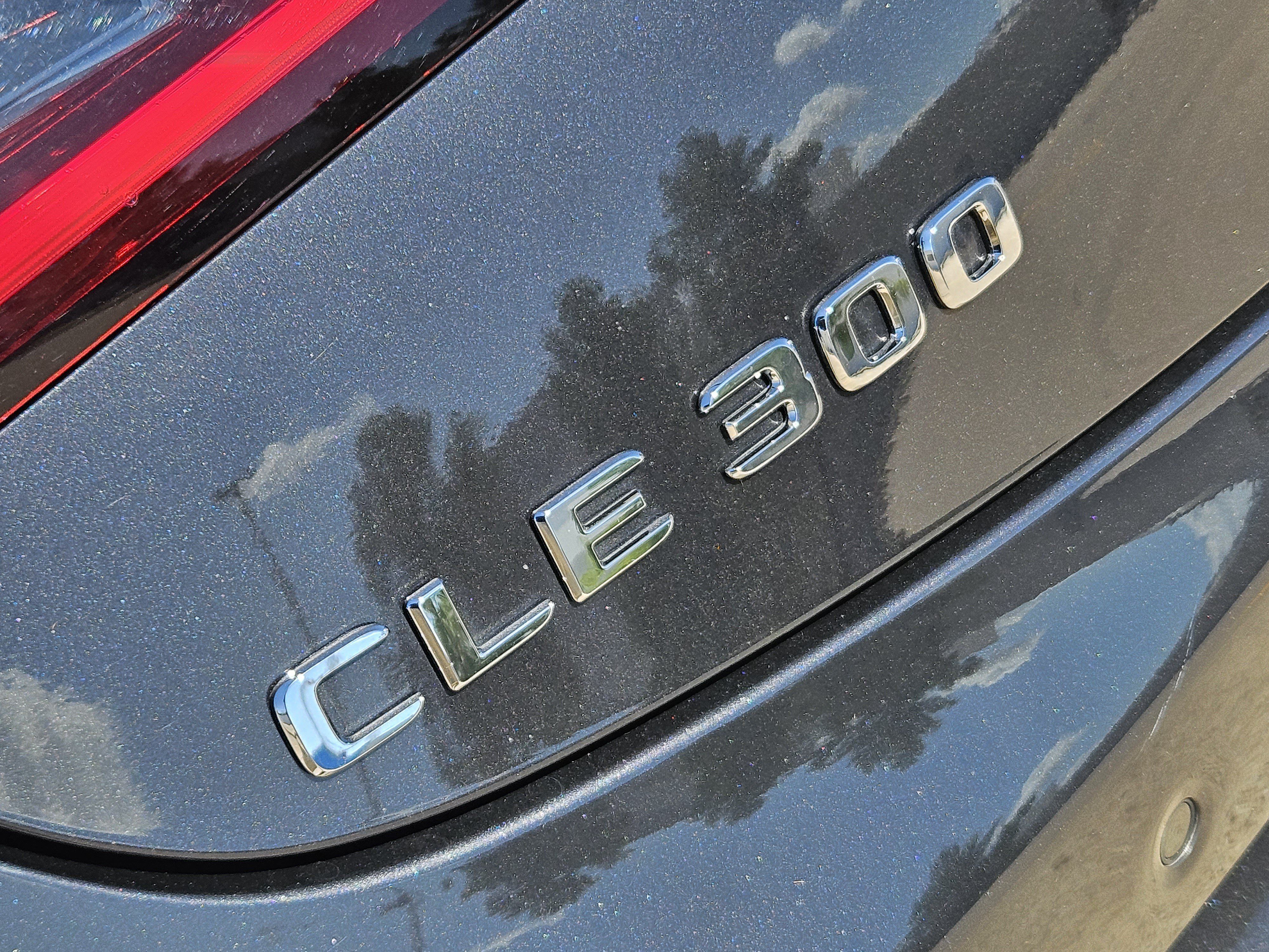 Certified 2024 Mercedes-Benz CLE 300 4MATIC Coupe image 27