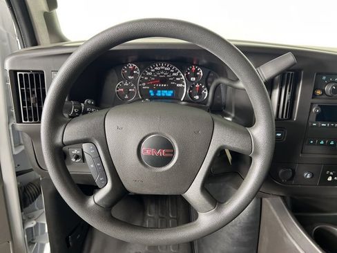 Used 2024 GMC Savana 2500 Extended image 4