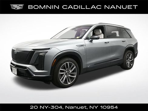 Used 2026 Cadillac Vistiq Luxury AWD/4WD image 1