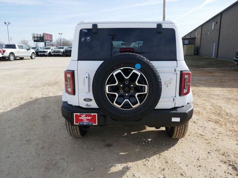 New 2025 Ford Bronco Outer Banks image 5