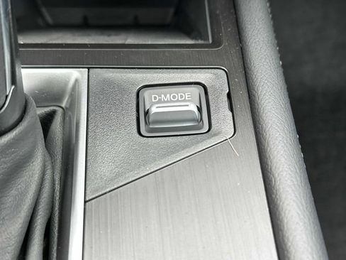 New 2025 Nissan Kicks SV w/ SV Premium Package image 16