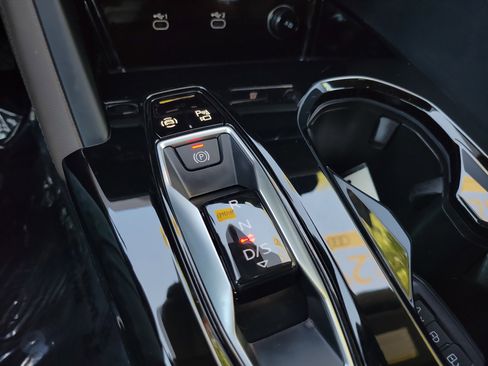 Used 2025 Audi Q5 Premium Plus w/ Premium Plus image 27