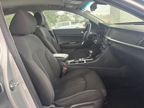 Used 2020 Kia Optima LX FWD image 12