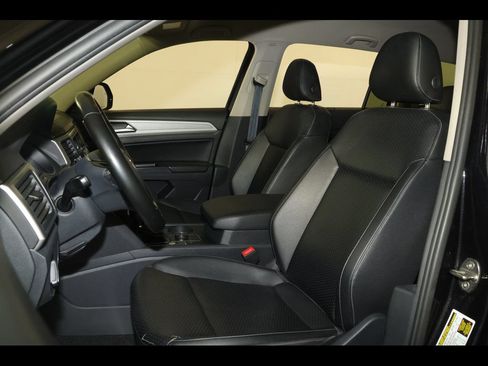 Used 2018 Volkswagen Atlas SE AWD/4WD image 19