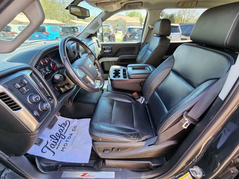 Used 2018 Chevrolet Silverado 2500 LTZ w/ LTZ Plus Package AWD/4WD image 15