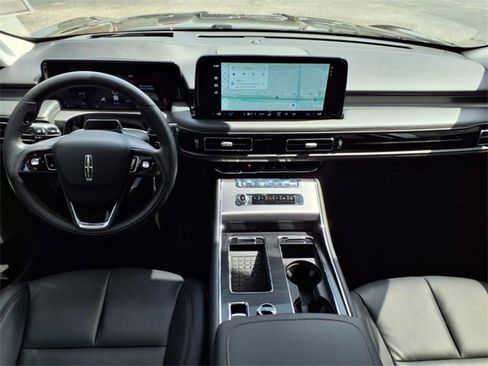 New 2025 Lincoln Aviator Premiere w/ Equipment Group 101A image 6