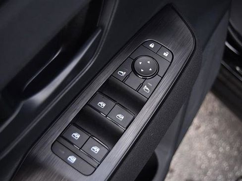 New 2026 Nissan Kicks S image 9